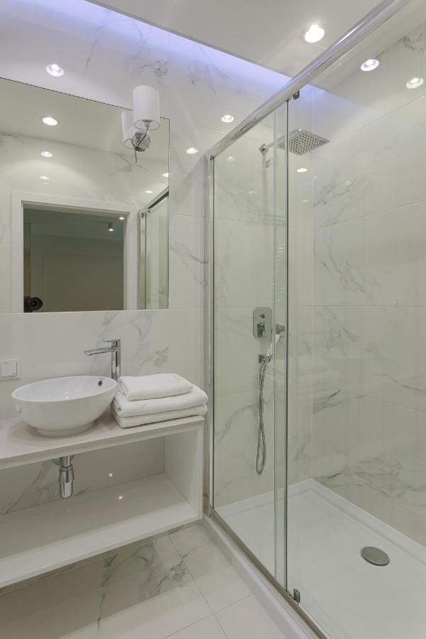 Mennica Residence Luxury Location Varşova Dış mekan fotoğraf